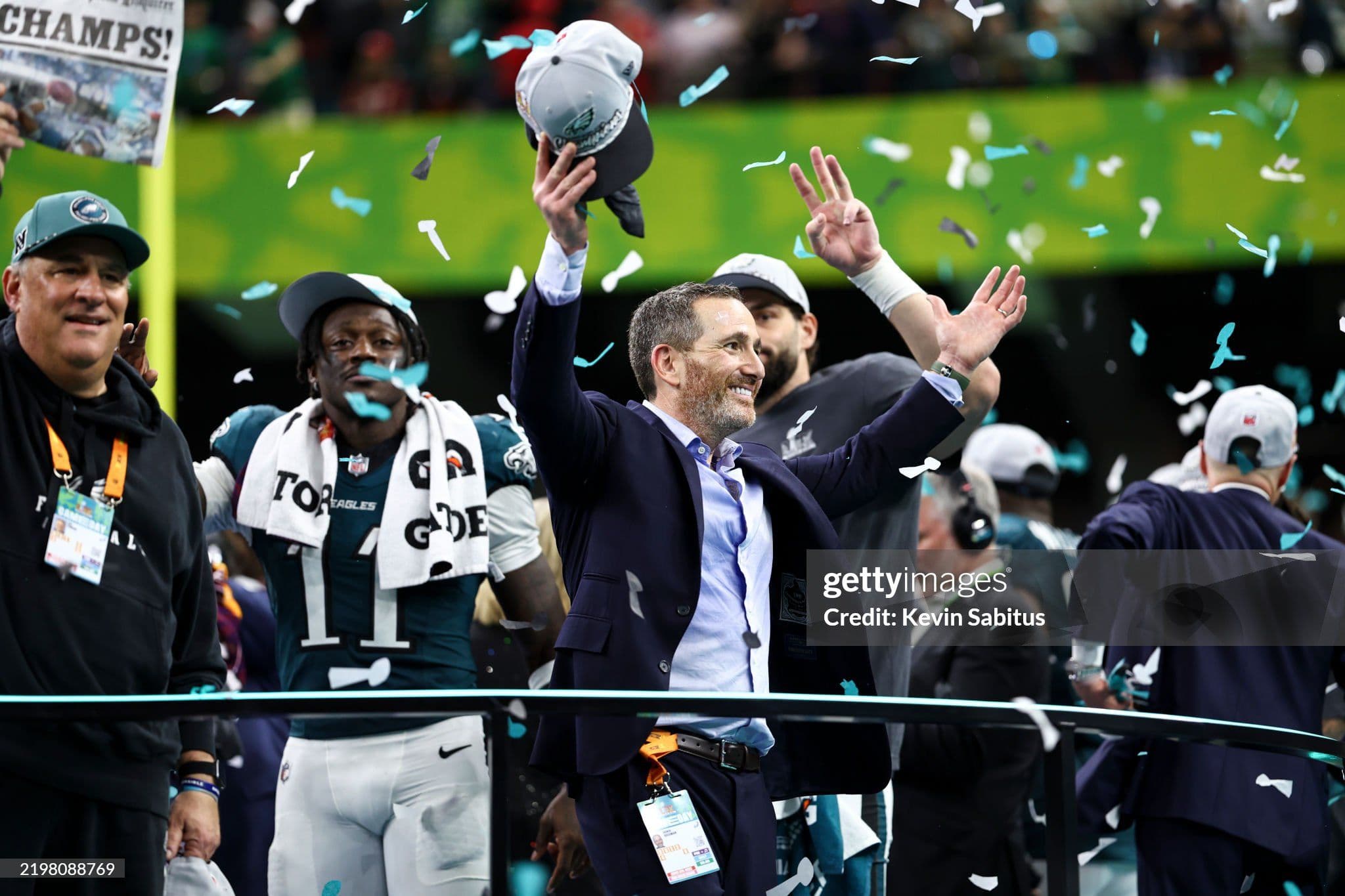 Eagles acquiring WR John Metchie III from Texans